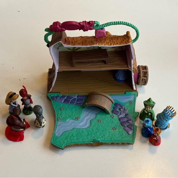 EUC Disney Animator’s Cottage Littles SLEEPING BEAUTY - Picture 2 of 2